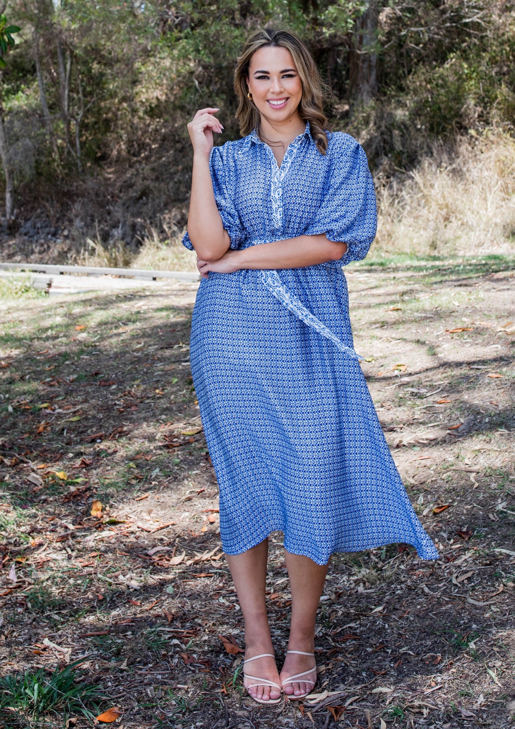 Blue Willow dress. RicRac Road Blue Willow dress. RicRac Road